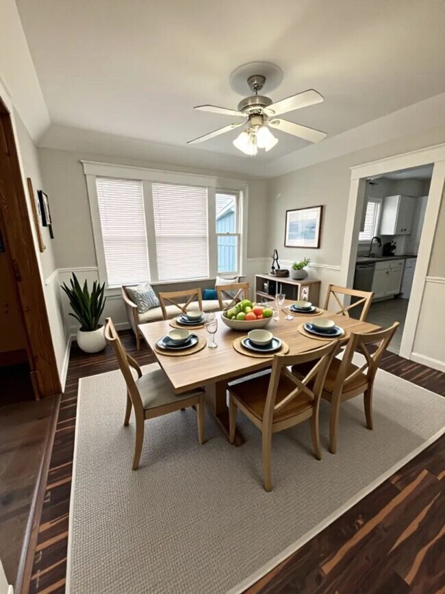 Building Photo - For Rent – Spacious 4-Bedroom Home with Modern Upgrades!