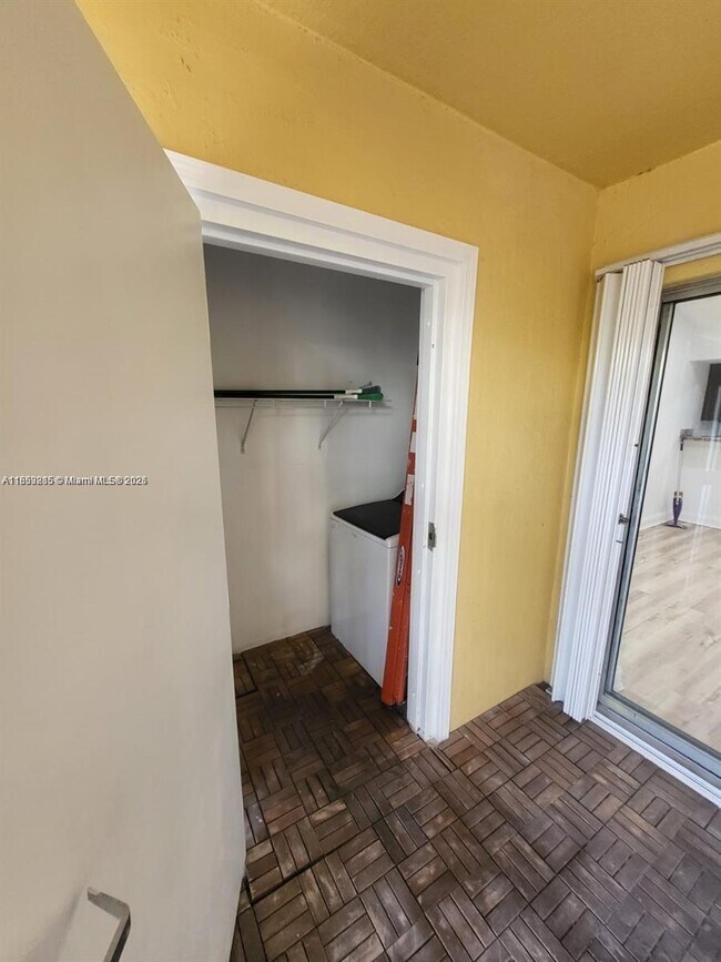 Building Photo - 15290 SW 106th Ln