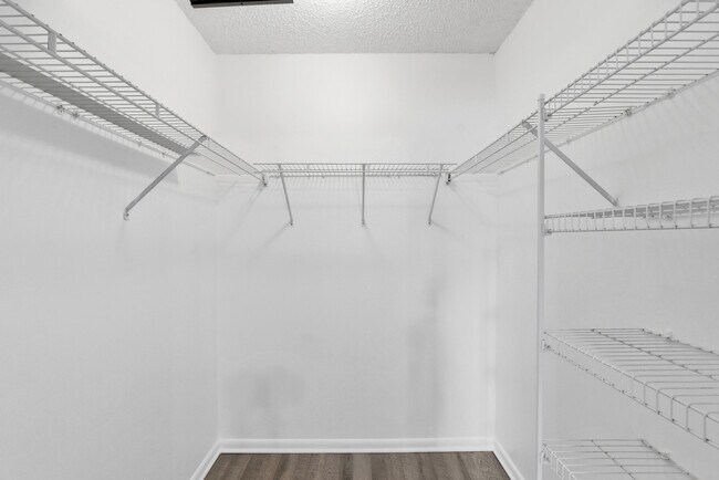 Building Photo - 9511 Weldon Cir