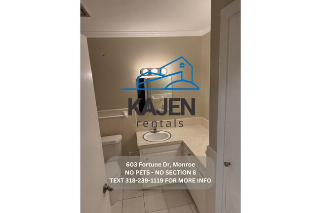 Building Photo - 603 Fortune Dr