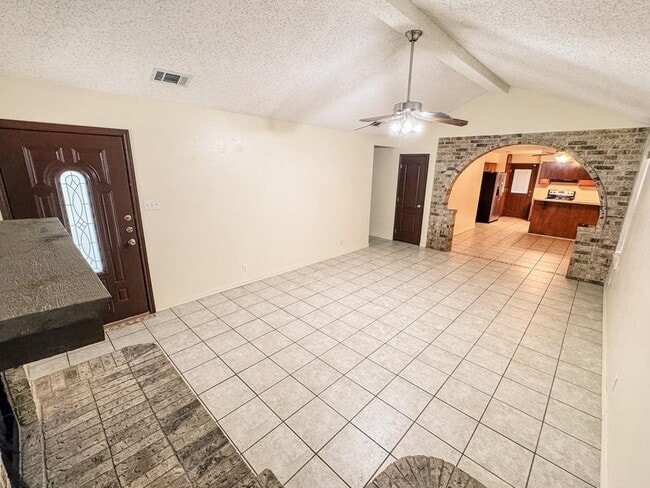 Building Photo - 201 Byron Dr