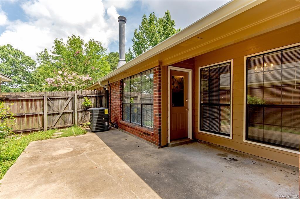 Building Photo - 189 S Burbank Dr