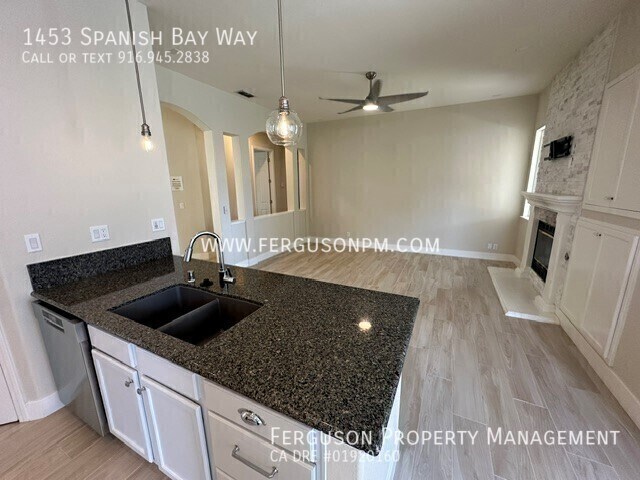 Building Photo - 1453 Spanish Bay Way