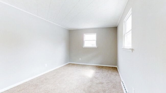 Building Photo - 300 Bowers Ave