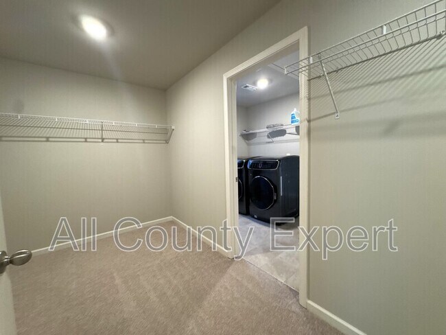 Building Photo - 5145 Explorer Ln