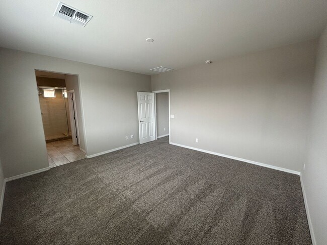 Building Photo - 17615 W San Juan Ave