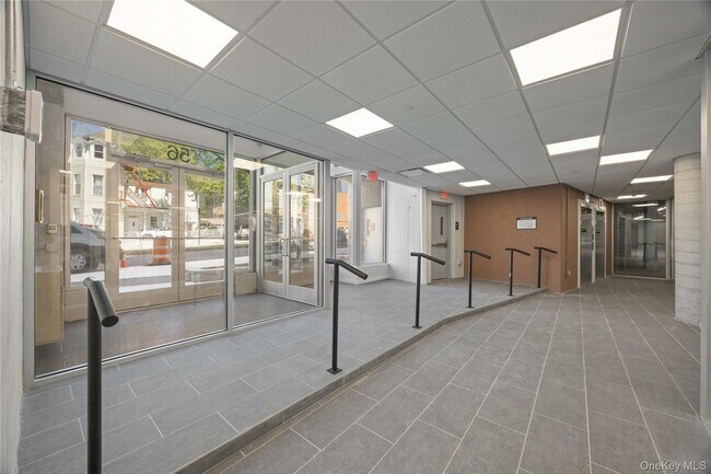 Building Photo - 56 Prospect St