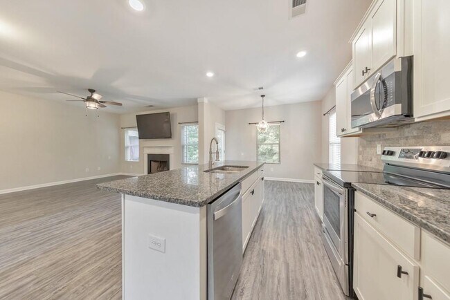 Building Photo - 2534 Grayton Loop
