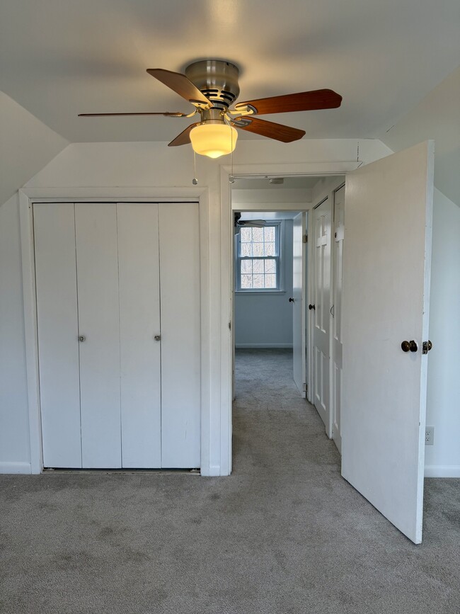 Building Photo - 432 Pepper St