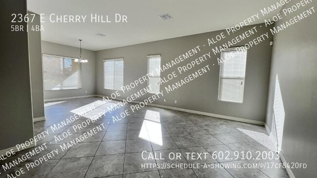 Building Photo - 2367 E Cherry Hill Dr