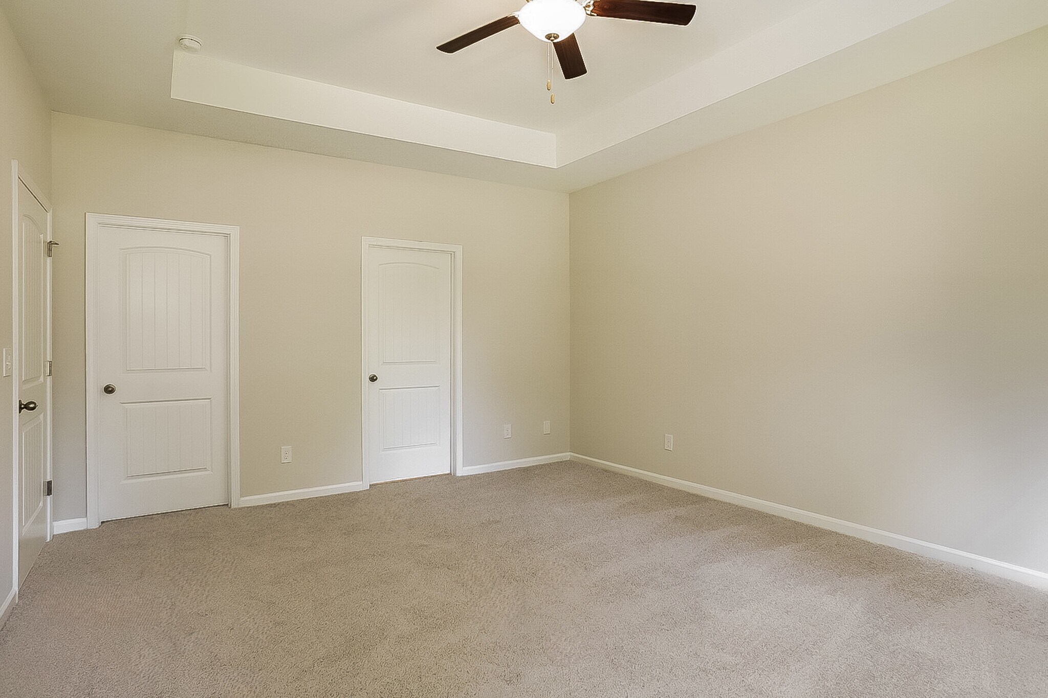 Building Photo - 224 Bainbridge Dr