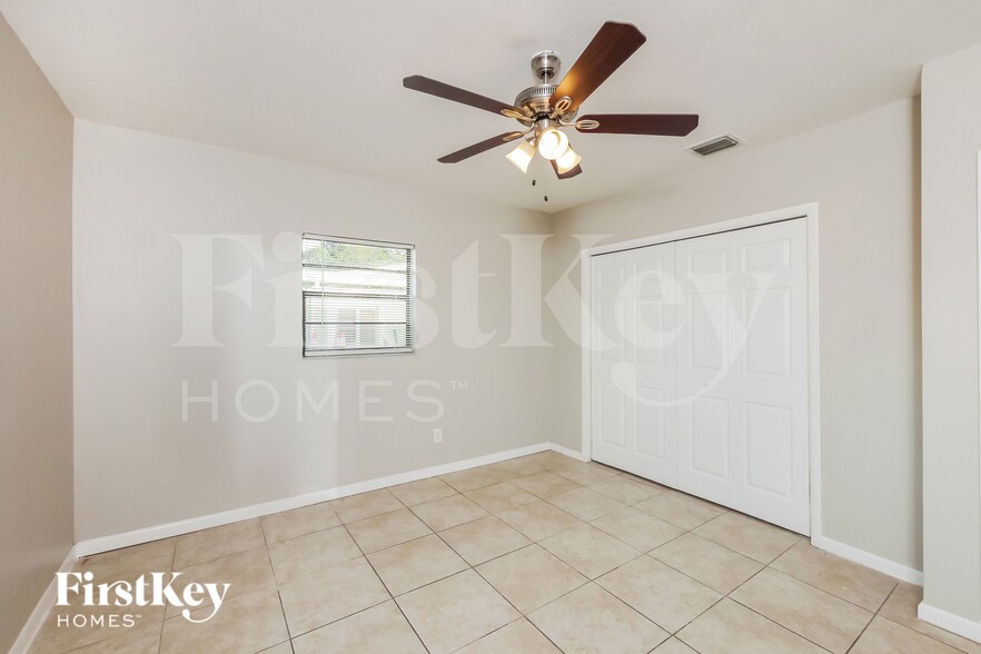 Building Photo - 3010 NW 187th St