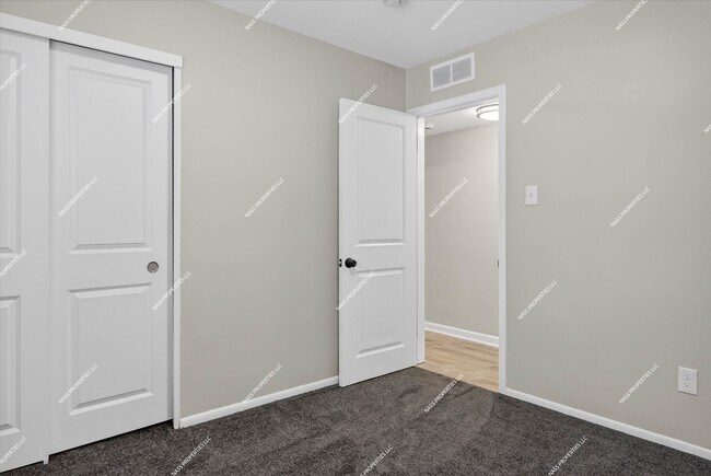 Building Photo - 28555 Stuart Ave