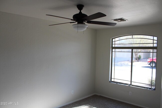 Building Photo - 43410 W Wild Horse Trail