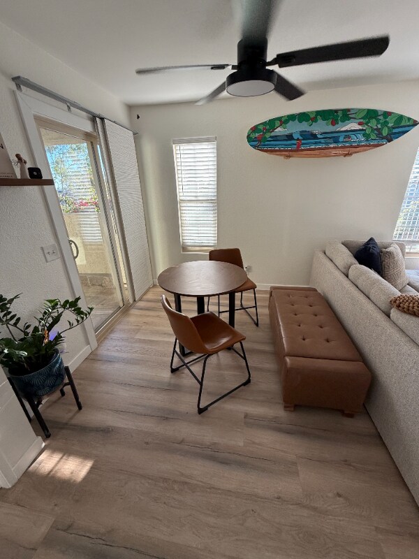 Building Photo - 23335 La Crescenta