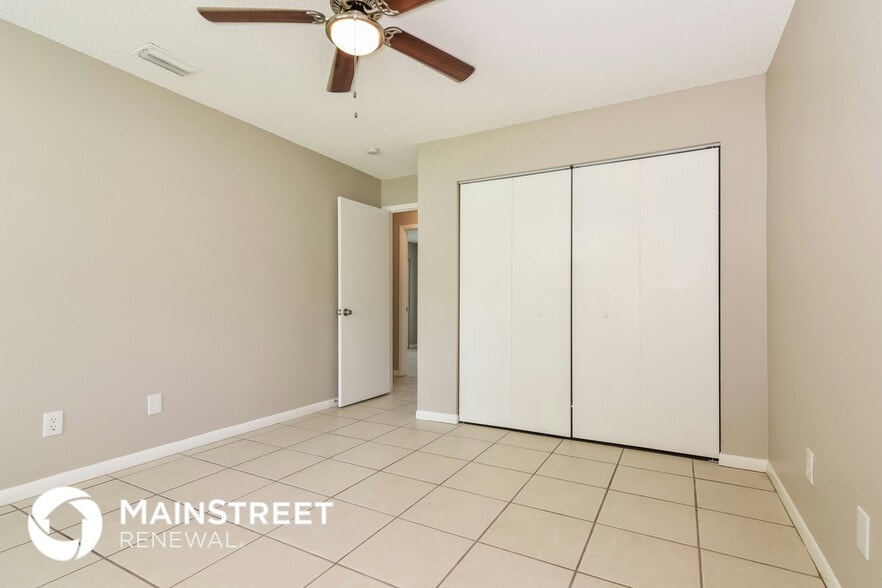 Building Photo - 2106 N Merrin St