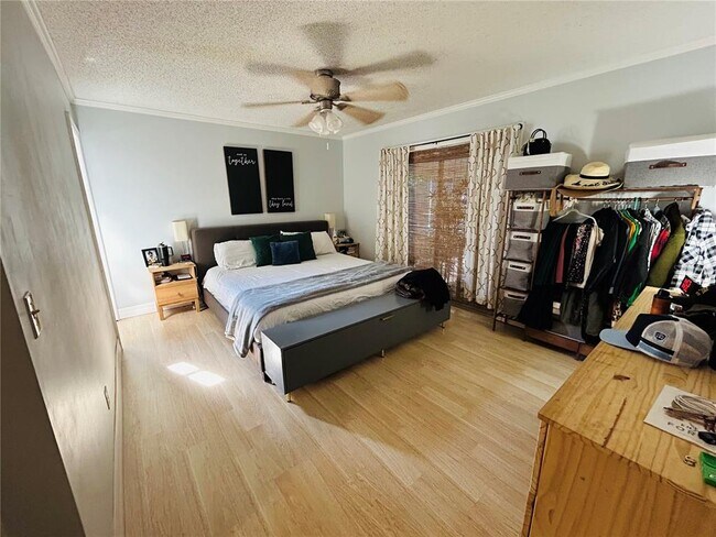 Building Photo - 2056 59th Way N