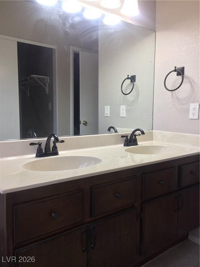 Building Photo - 229 Coconut Grove Ct