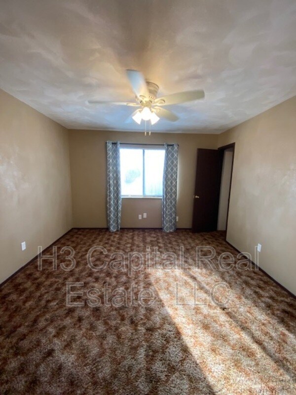 Building Photo - 2407 Frank Scott Pkwy W