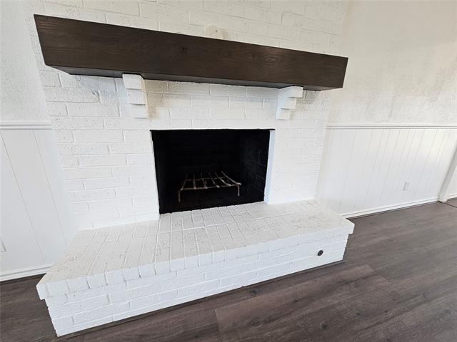 Building Photo - 2400 Meadow Creek Dr