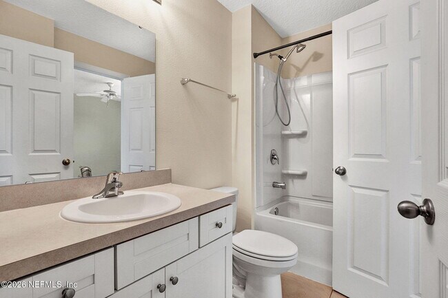 Building Photo - 156 Whispering Brk Dr