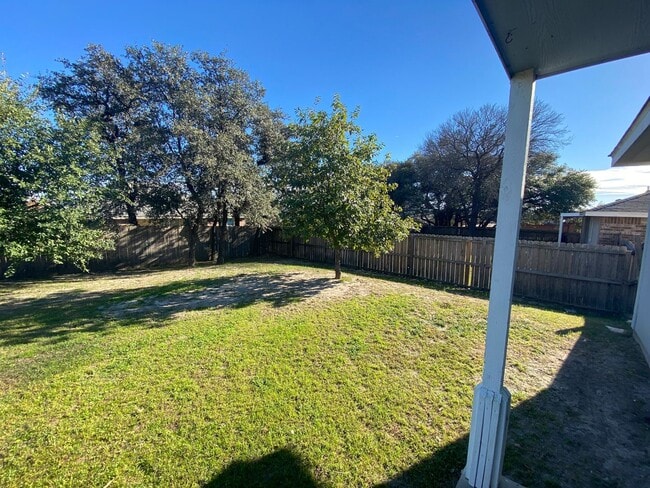 Building Photo - Lovely 4 bed 2 bath coming soon!!