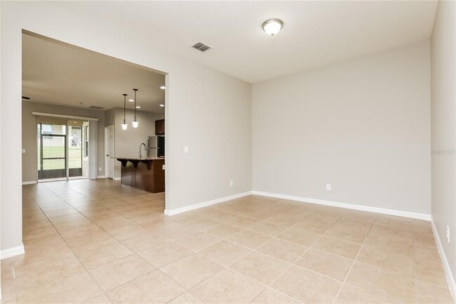 Building Photo - 1821 Candlenut Cir