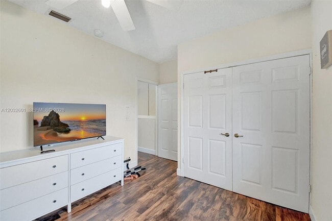 Building Photo - 16339 Malibu Dr