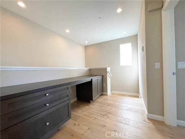 Building Photo - 126 Mighty Oak