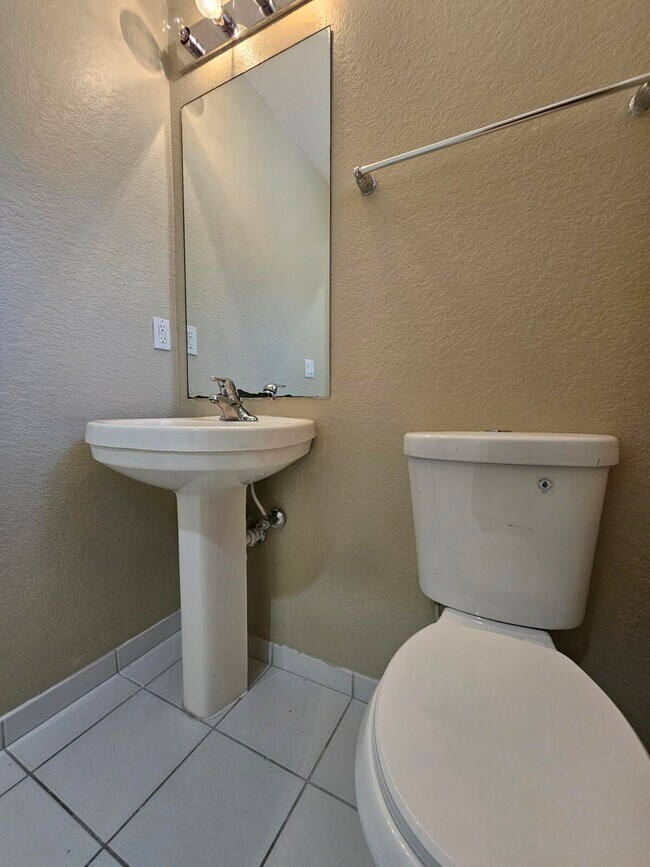 Building Photo - 963 Abaco Ln