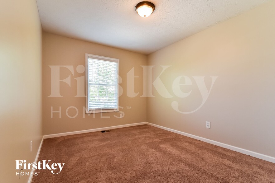 Building Photo - 535 Murphy Ln