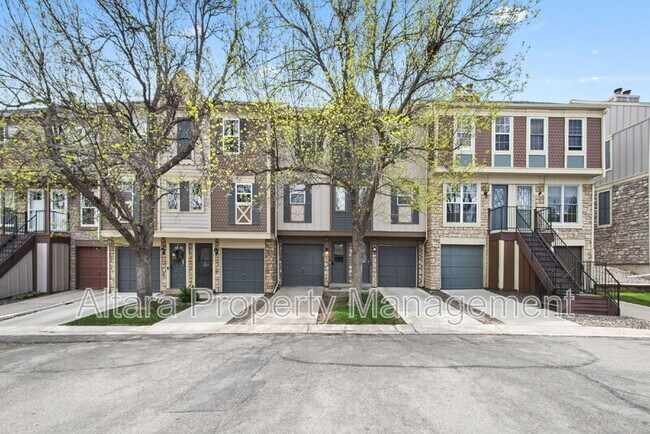 Primary Photo - 2578 E Nichols Cir