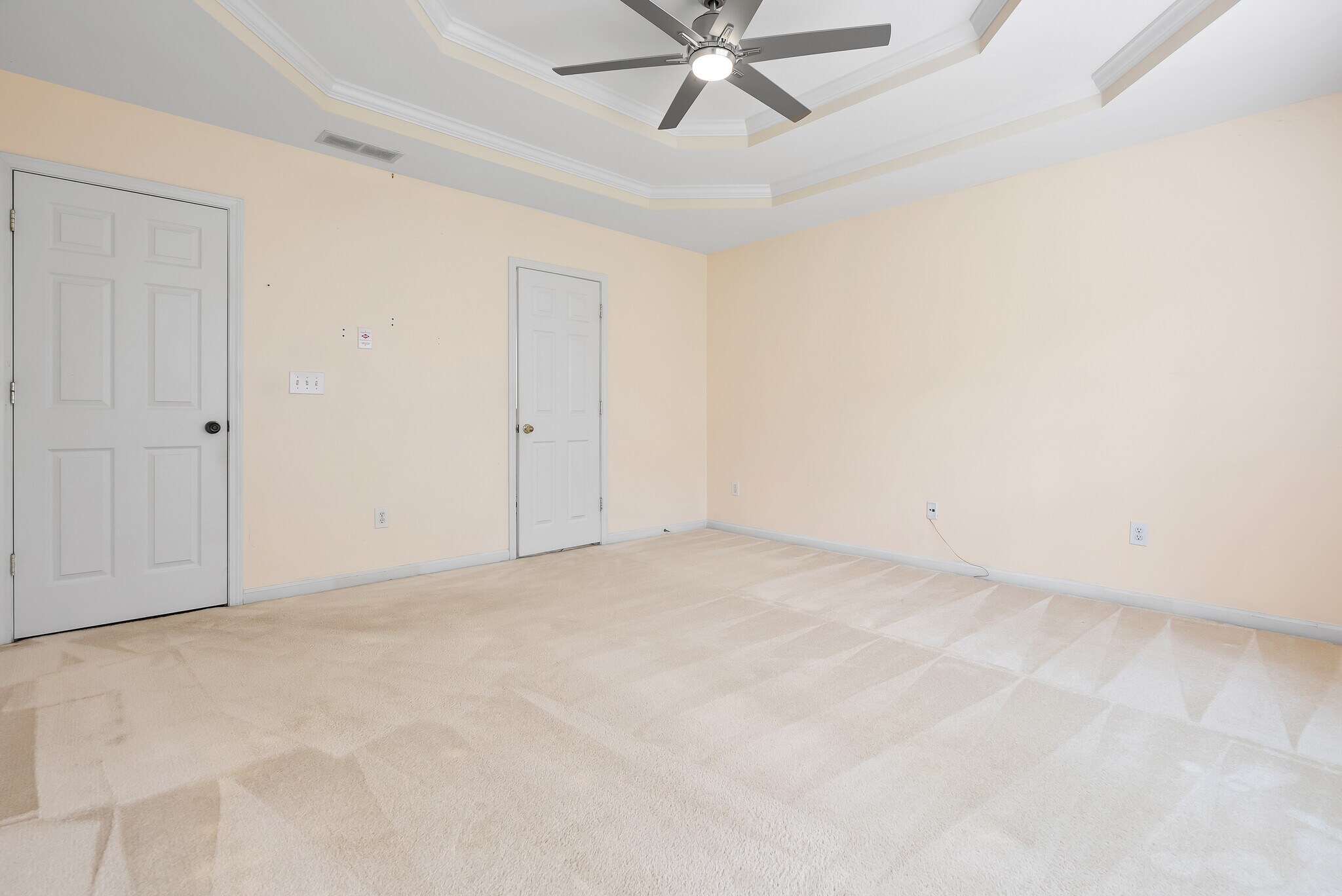 Building Photo - 847 Edgeley Ln