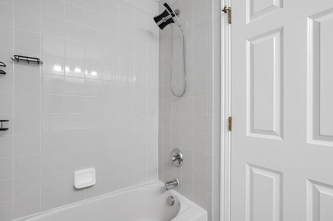 Building Photo - 2478 Silver Hill St