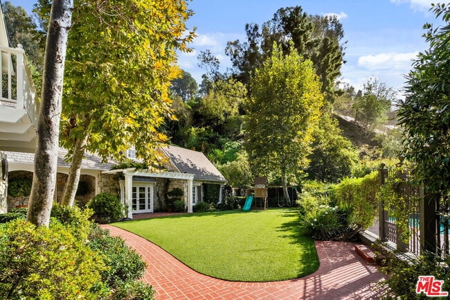 Building Photo - 10521 Rocca Pl