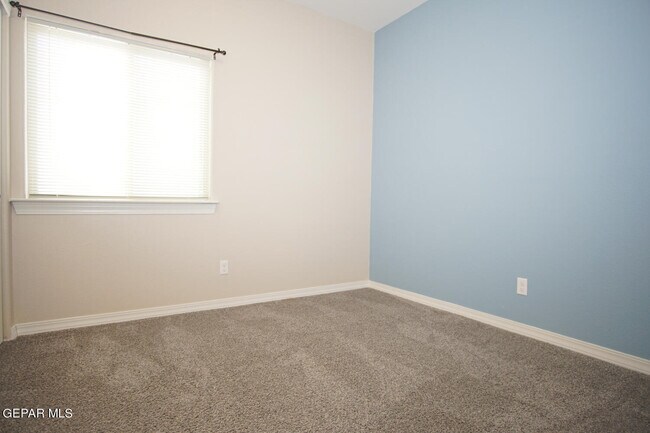 Building Photo - 14364 Tobe Davis Dr