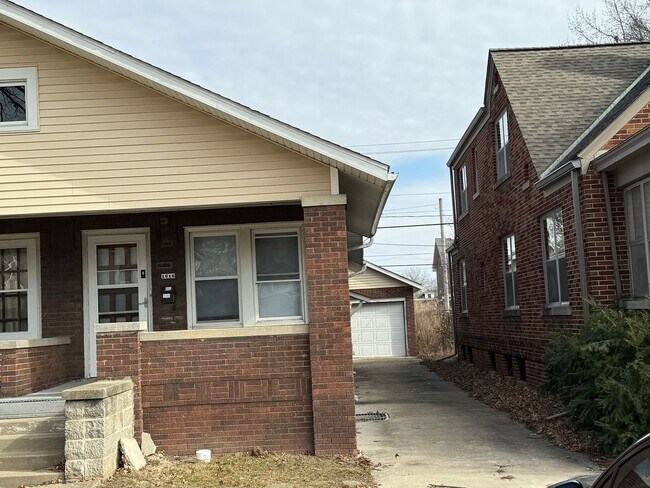 Building Photo - 1614-1616 S 4th St