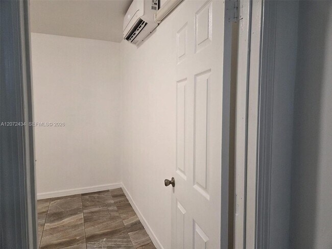 Building Photo - 4381 Purdy Ln