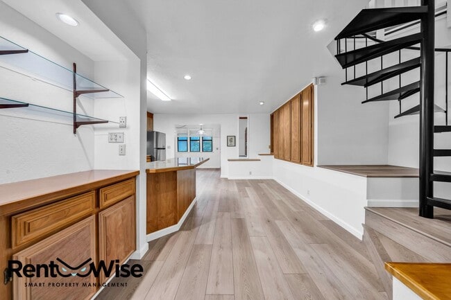 Building Photo - 683 Old La Honda Rd