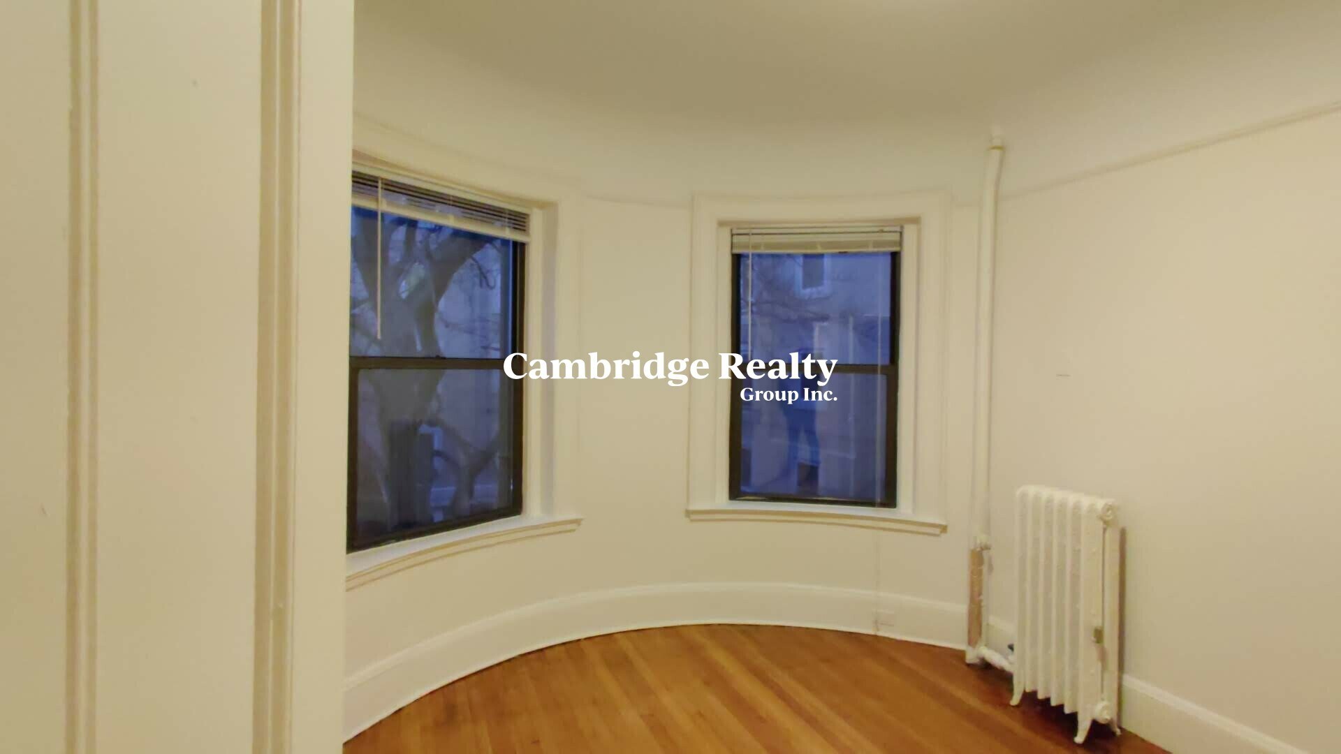 Building Photo - 641 Green St