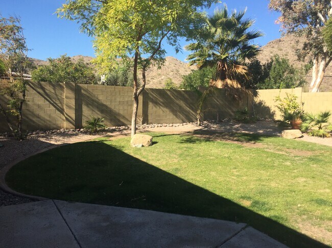 Building Photo - 4336 E Pearce Rd