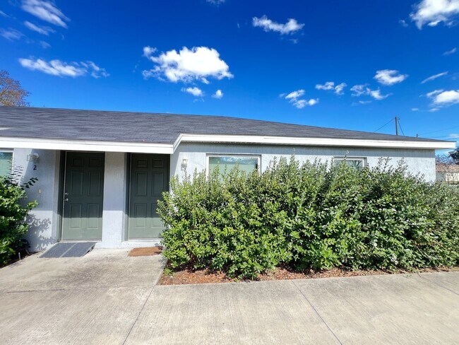 Building Photo - Charming 2-Bedroom, 2-Bathroom Rental in the Heart of Ocala!