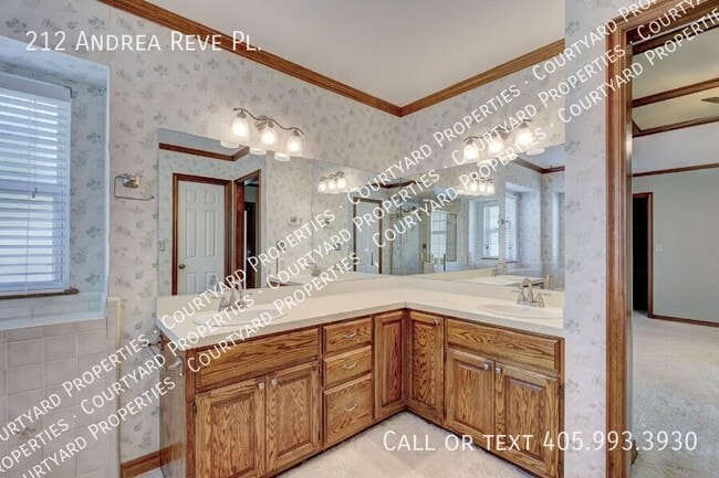 Building Photo - 212 Andrea Reve Pl