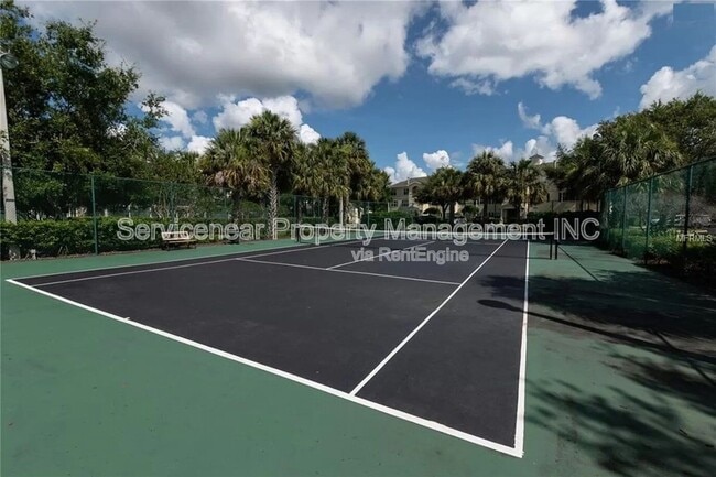 Building Photo - 18320 Bridle Club Dr