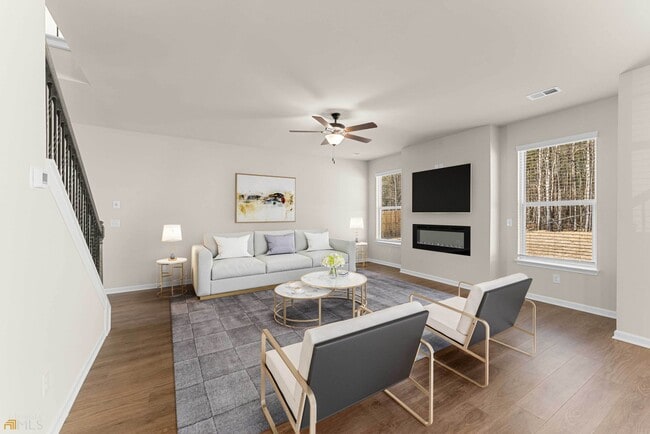 Building Photo - 755 Lakehaven Ln