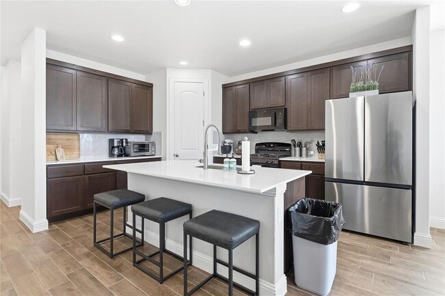 Building Photo - 11320 Comano Dr