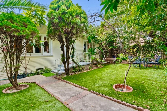 Front yard - 3110 Highland Ave