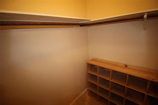 Building Photo - 5005 Cana Cove