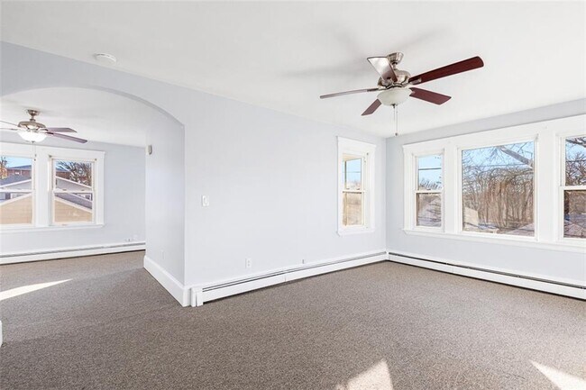 Building Photo - 2 Ann St