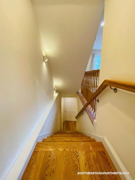 Building Photo - 275 Dorchester Ave